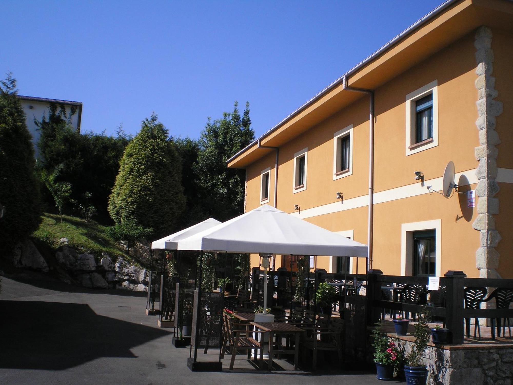 Hotel Alonso Llanes Dış mekan fotoğraf